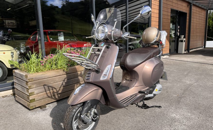 Vespa-Piaggio PRIMAVERA 125cc